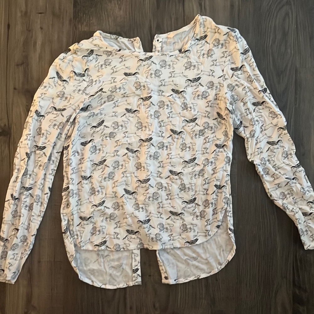 H&M mythical creature pattern high low tunic sz 6
